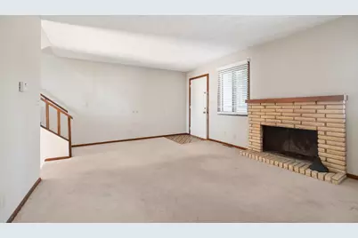 1108 E Jefferson Street #7, Bloomington, IL 61701 - Photo 3