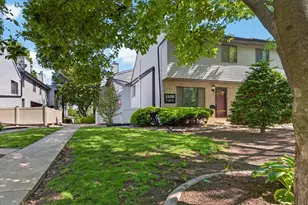 1108 E Jefferson St, Bloomington, IL 61701 - Photo 27