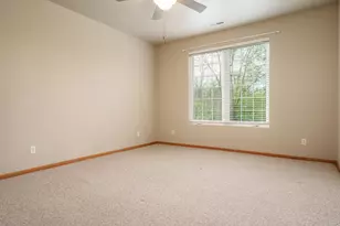 607 Queens Ct, Rockton, IL 61072 - Photo 19