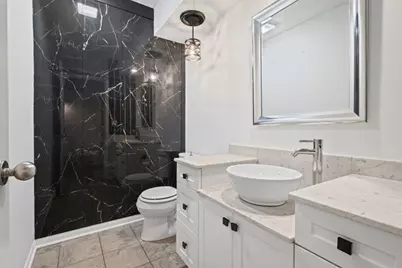 1100 Hidden Lake Drive, Buffalo Grove, IL 60089 - Photo 15