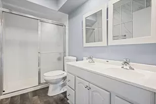 1100 Hidden Lake Dr, Buffalo Grove, IL 60089 - Photo 21