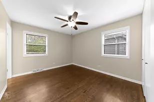 410 E North Shore Dr, Mundelein, IL 60060 - Photo 7