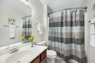 98 Village Station Ln, Grayslake, IL 60030 - Photo 13