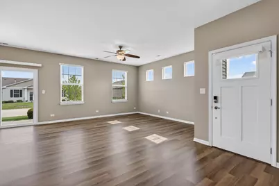 1021 Crestview Lane, Pingree Grove, IL 60140 - Photo 3