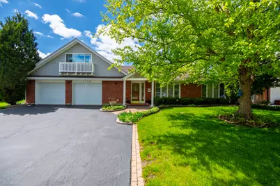 1720 N Chestnut Avenue, Arlington Heights, IL 60004 - Photo 1
