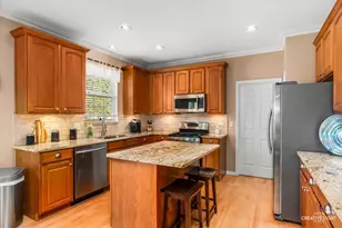 2579 Rourke Dr, Aurora, IL 60503 - Photo 7