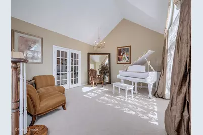 6714 Sweetbriar Lane, Darien, IL 60561 - Photo 7