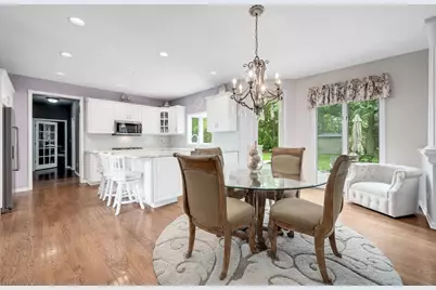 6714 Sweetbriar Lane, Darien, IL 60561 - Photo 19