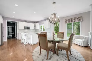 6714 Sweetbriar Ln, Darien, IL 60561 - Photo 19