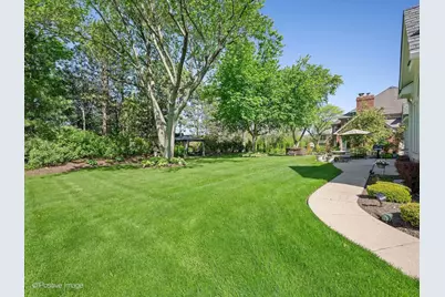6714 Sweetbriar Lane, Darien, IL 60561 - Photo 33