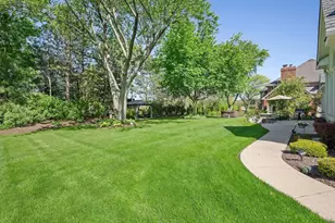 6714 Sweetbriar Ln, Darien, IL 60561 - Photo 33
