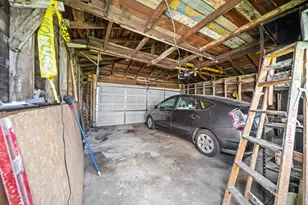 10441 S Ave H Ave, Chicago, IL 60617 - Photo 39
