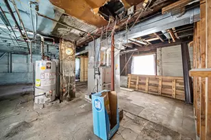 10441 S Ave H Ave, Chicago, IL 60617 - Photo 31