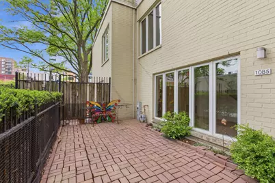 1085 S Park Terrace, Chicago, IL 60605 - Photo 5
