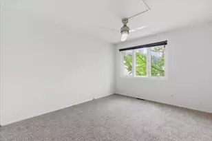 1085 S Park Terrace, Chicago, IL 60605 - Photo 25