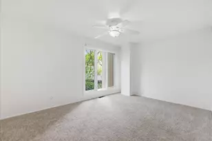1085 S Park Terrace, Chicago, IL 60605 - Photo 19