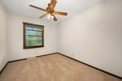 12725 Ellen Drive, Genoa, IL 60135 - Photo 23