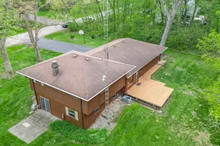 12725 Ellen Dr, Genoa, IL 60135 - Photo 9