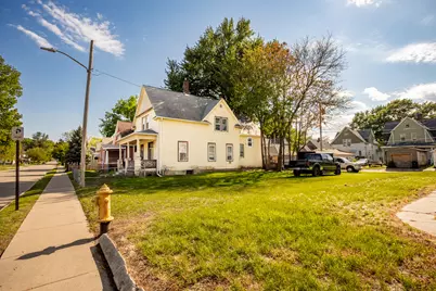 1030 15th Street, Rock Island, IL 61201 - Photo 7