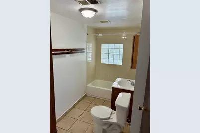 1111 N Leclaire Avenue #B, Chicago, IL 60651 - Photo 11