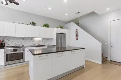 1019 N Cleveland Avenue #3, Chicago, IL 60610 - Photo 11