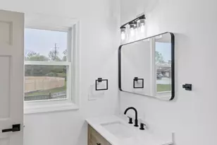 944 Richmond Ct, Elk Grove Village, IL 60007 - Photo 27