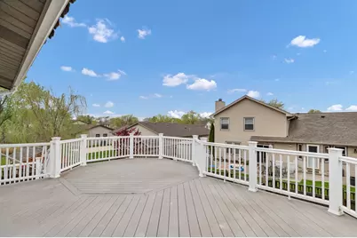 944 Richmond Court, Elk Grove Village, IL 60007 - Photo 7