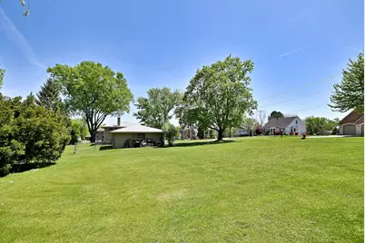 1030 W Kenilworth Avenue, Palatine, IL 60067 - Photo 21