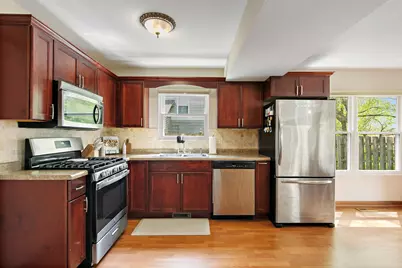 906 Oak Ridge Drive, Streamwood, IL 60107 - Photo 3