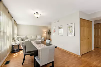906 Oak Ridge Drive, Streamwood, IL 60107 - Photo 9