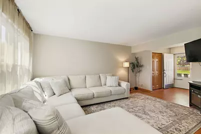 906 Oak Ridge Drive, Streamwood, IL 60107 - Photo 11