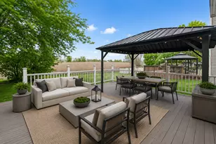 906 Oak Ridge Dr, Streamwood, IL 60107 - Photo 25