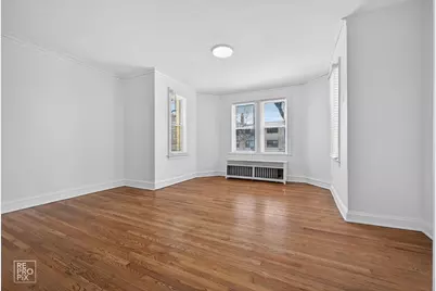 2154 W Arthur Avenue #2, Chicago, IL 60645 - Photo 7