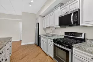 417 N Cass Ave, Westmont, IL 60559 - Photo 7