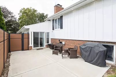 571 Byrd Road, Riverside, IL 60546 - Photo 19