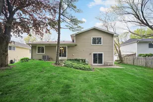 51 Chelsea Ln, Cary, IL 60013 - Photo 19