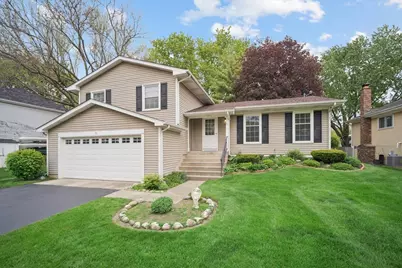 51 Chelsea Lane, Cary, IL 60013 - Photo 1