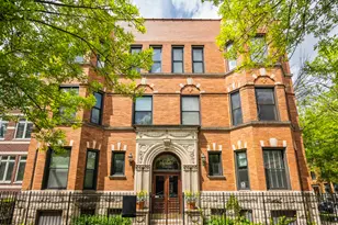 3762 N Fremont St, Chicago, IL 60613 - Photo 1