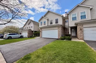 1535 Chatfield Ct, Roselle, IL 60172 - Photo 3