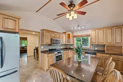 14305 S Pebble Creek Drive, Homer Glen, IL 60491 - Photo 13