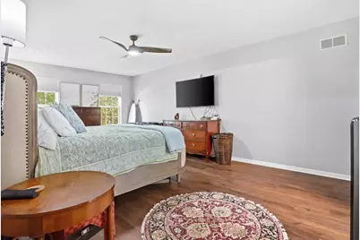 1062 Mount Vernon Drive, Grayslake, IL 60030 - Photo 15