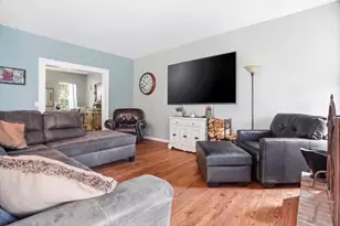1062 Mt Vernon Dr, Grayslake, IL 60030 - Photo 13