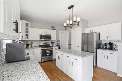 1062 Mount Vernon Drive, Grayslake, IL 60030 - Photo 9