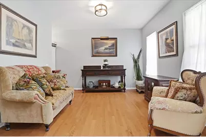 1062 Mount Vernon Drive, Grayslake, IL 60030 - Photo 3