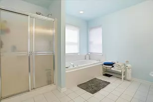 1062 Mt Vernon Dr, Grayslake, IL 60030 - Photo 17