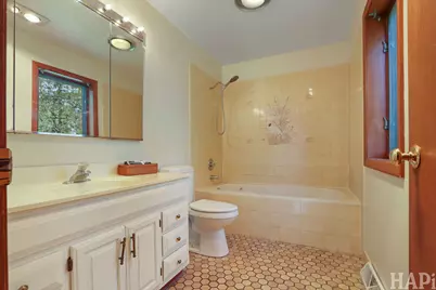 840 Queens Lane, Glenview, IL 60025 - Photo 21