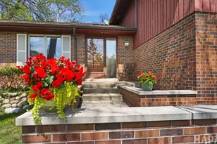 840 Queens Ln, Glenview, IL 60025 - Photo 35