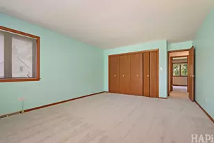 840 Queens Ln, Glenview, IL 60025 - Photo 17