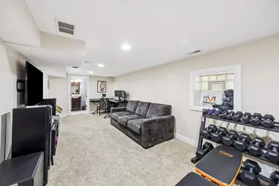 1180 S East Avenue, Oak Park, IL 60304 - Photo 17