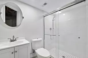 741 N County Line Rd, Hinsdale, IL 60521 - Photo 9